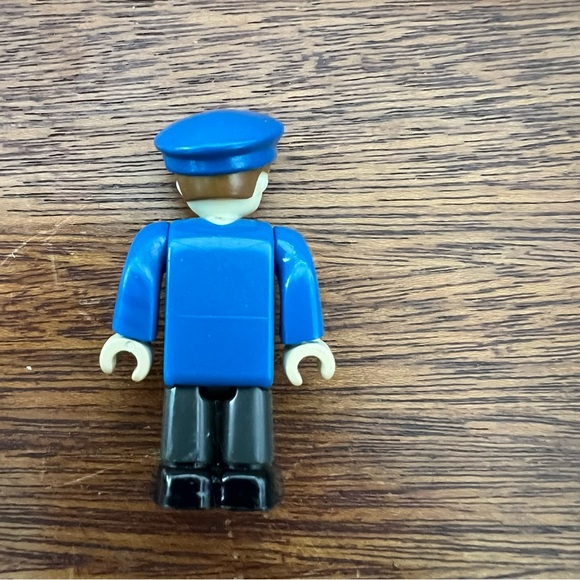 Thomas & Friends Railroad Highway Signs People - Picture 8 of 9